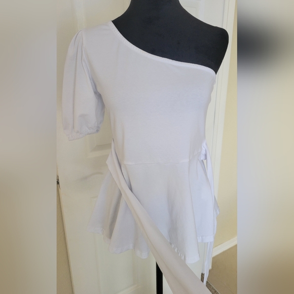 Black One Shoulder Puff Sleeve Peplum Top - Picture 4 of 6